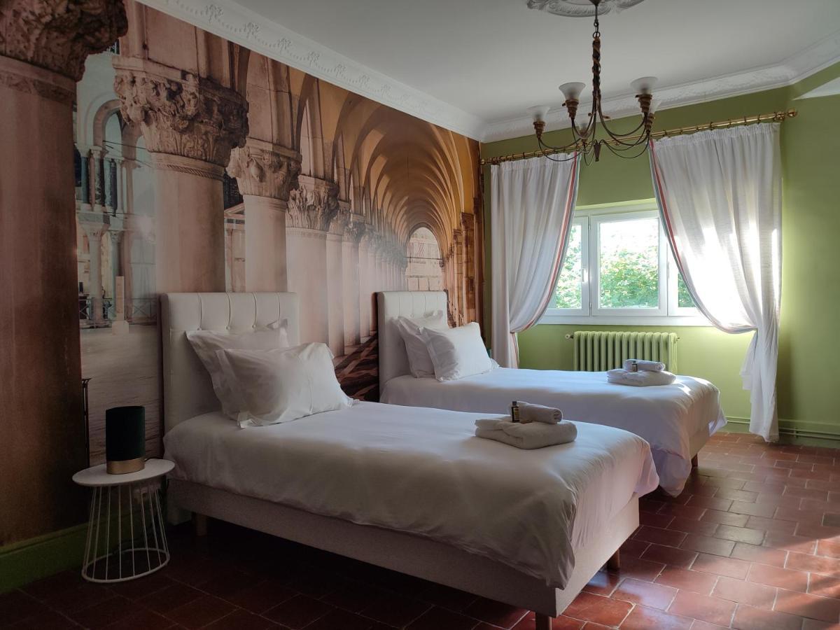 Bed and Breakfast Les Jardins De La Fontaine Alès Exterior foto