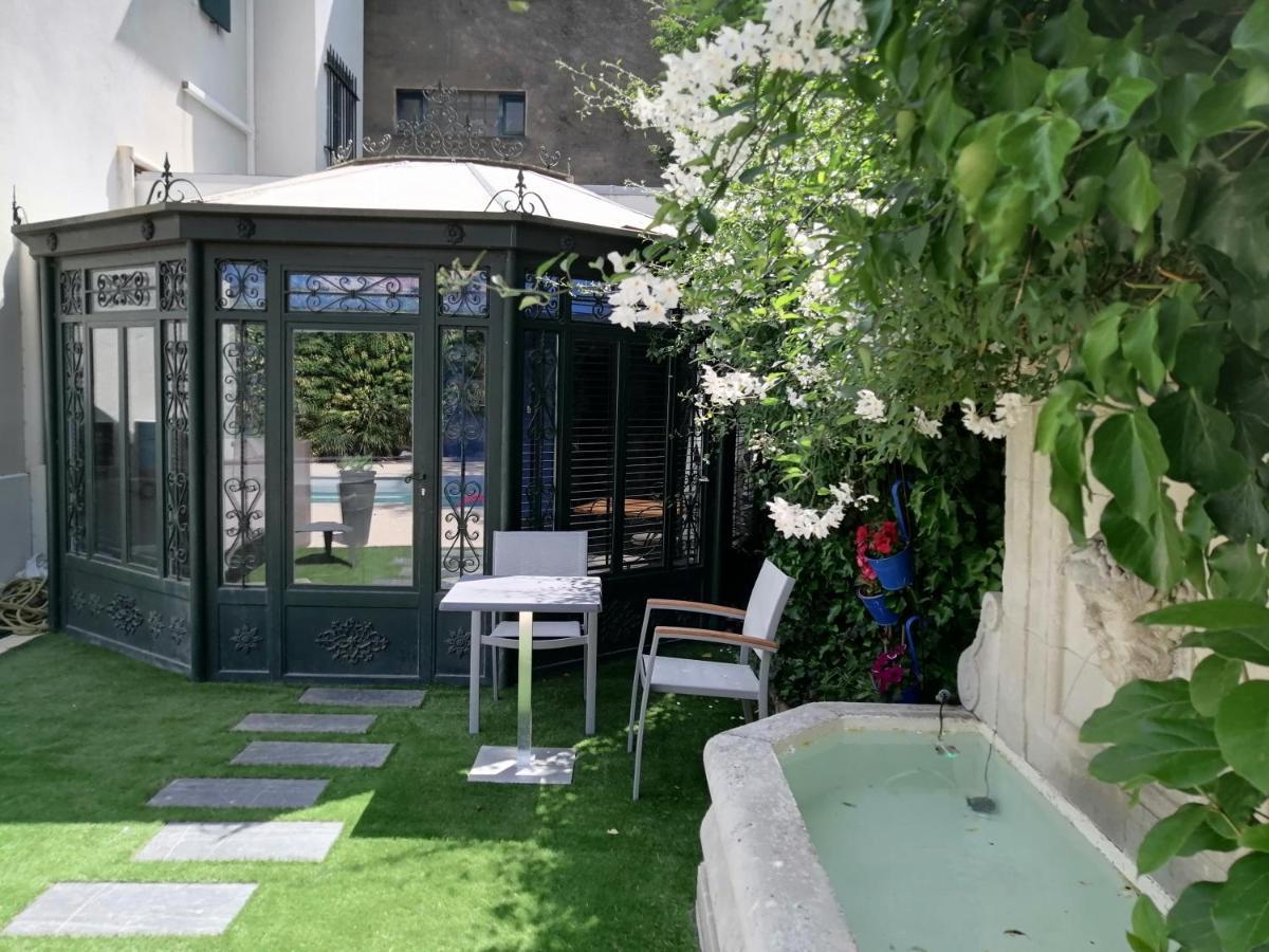 Bed and Breakfast Les Jardins De La Fontaine Alès Exterior foto